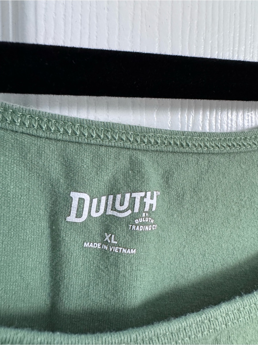 Duluth Trading Co No Yank Tank - Picture 3 of 3